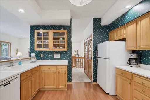 1900 Victoria Road S, J, Mendota Heights, MN 55118
