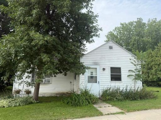 Photo for 213 State Street NW, Evansville, MN 56326 - listing #7127574 213 State Street NW, Evansville, MN 56326