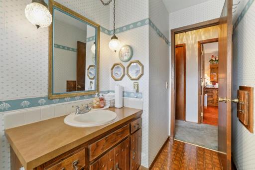 Another angle of the upper level full bath
