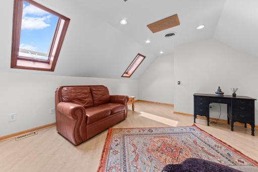 4226 Pillsbury Avenue S, Minneapolis, MN 55409