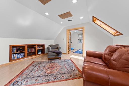 4226 Pillsbury Avenue S, Minneapolis, MN 55409