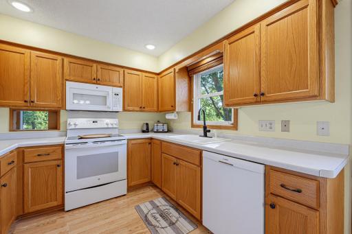 430 Lynn Road SW, Hutchinson, MN 55350