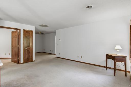 305 W Prospect Street, Thorp, WI 54771