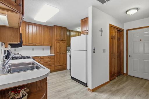 305 W Prospect Street, Thorp, WI 54771
