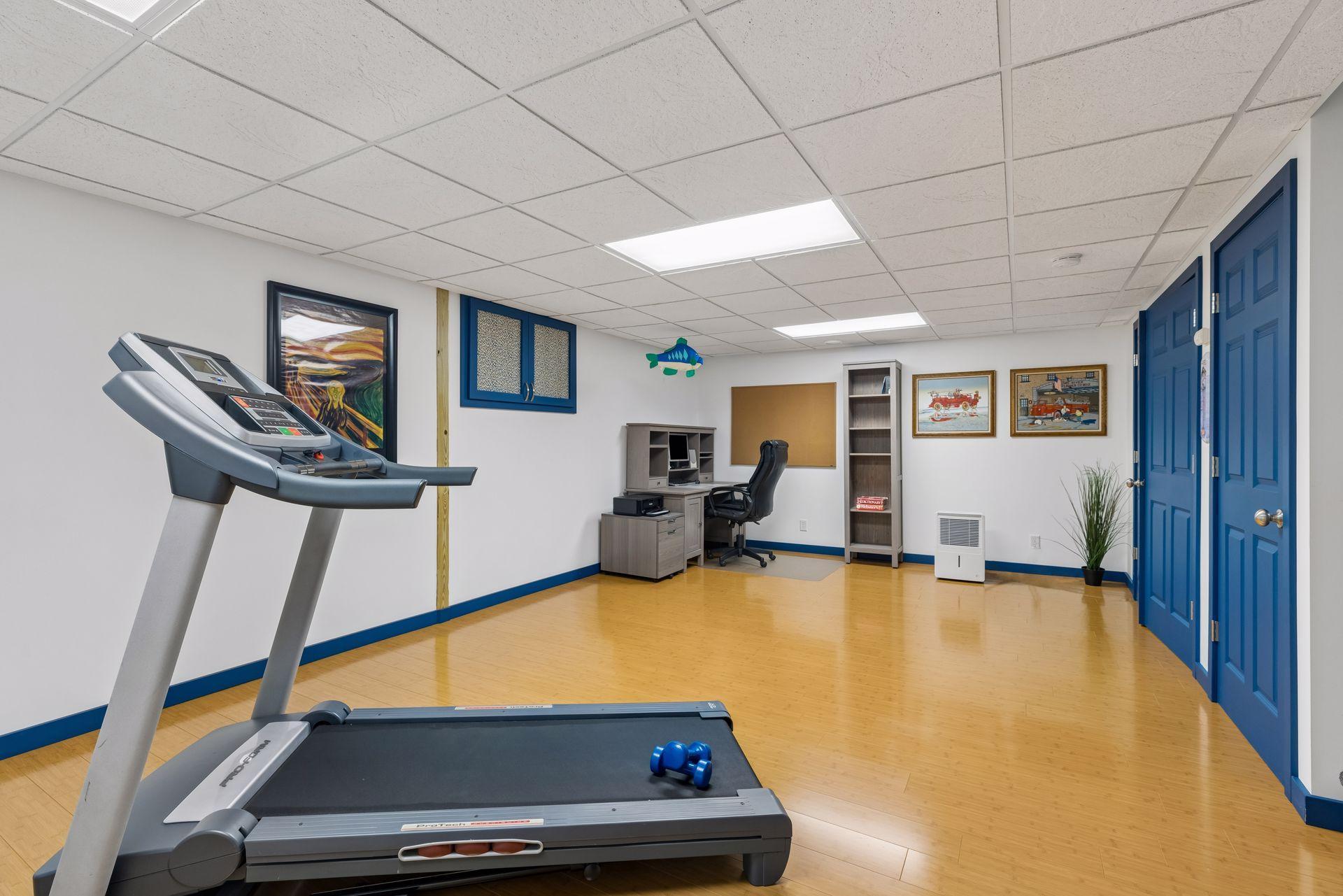 Need a dedicated space to work, create, or stay active? This multifunctional lower level den offers the flexibility to do it all, with bamboo flooring, lighting, and ample storage.