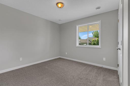 910 13th Avenue NE, Saint Joseph, MN 56374