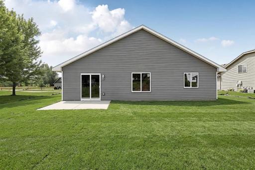 910 13th Avenue NE, Saint Joseph, MN 56374