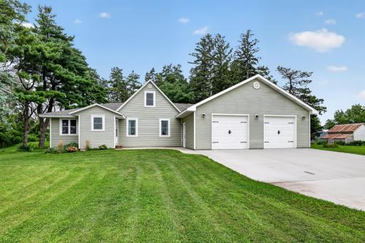 15832 585th Street, Claremont, MN 55924