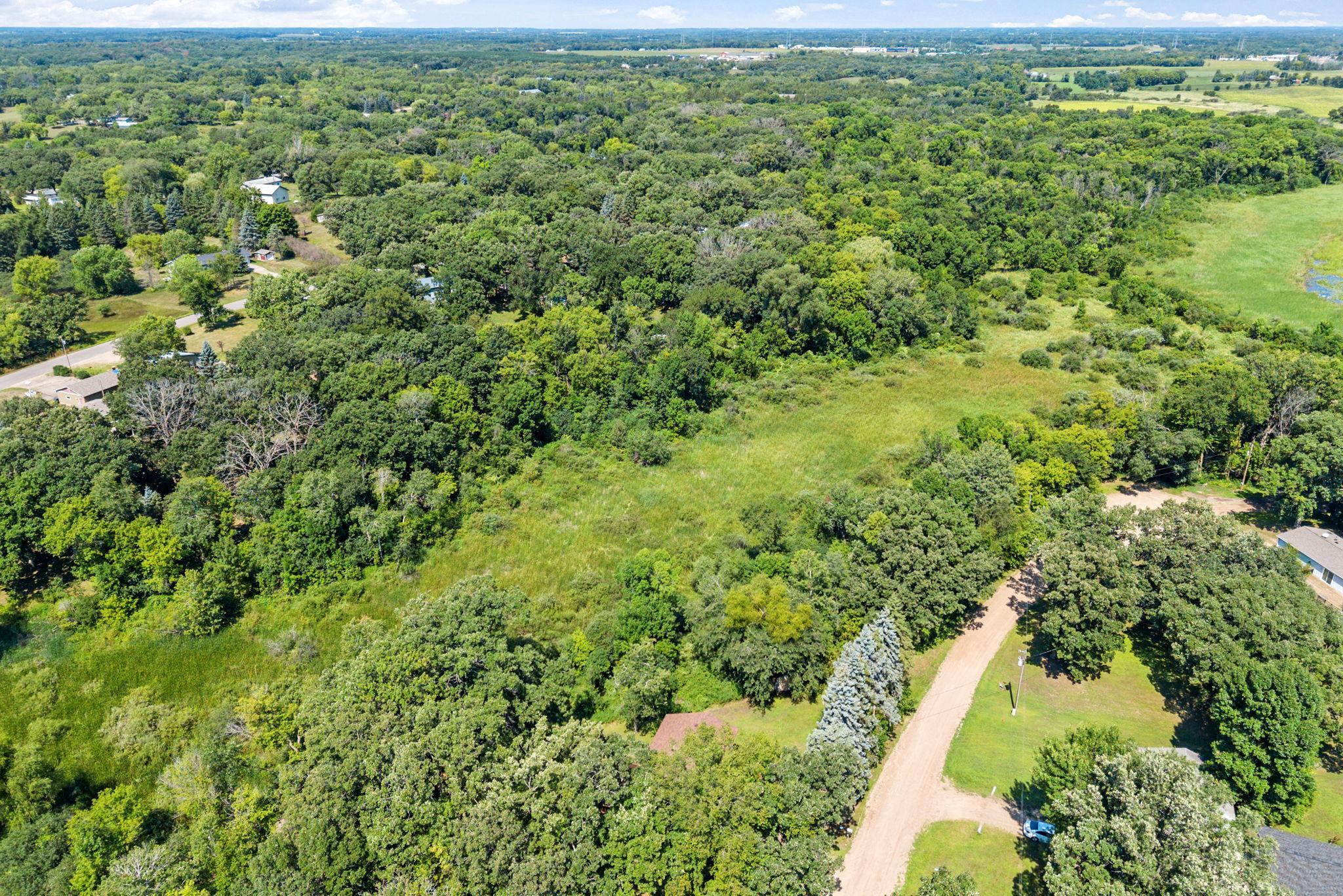 17-web-or-mls-16321 Iresfeld Ave-17.jpg