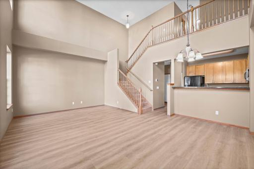 941 Newport Avenue, Shakopee, MN 55379