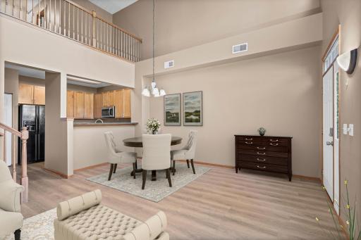 941 Newport Avenue, Shakopee, MN 55379