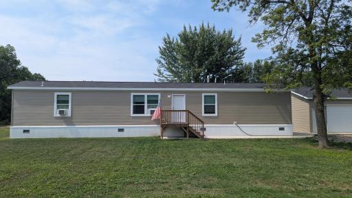 153 2nd Street SW, Henriette, MN 55036