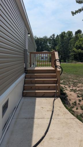 153 2nd Street SW, Henriette, MN 55036