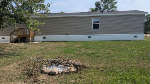 153 2nd Street SW, Henriette, MN 55036