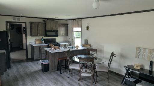 153 2nd Street SW, Henriette, MN 55036