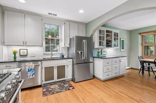 3821 Drew Avenue S, Minneapolis, MN 55410