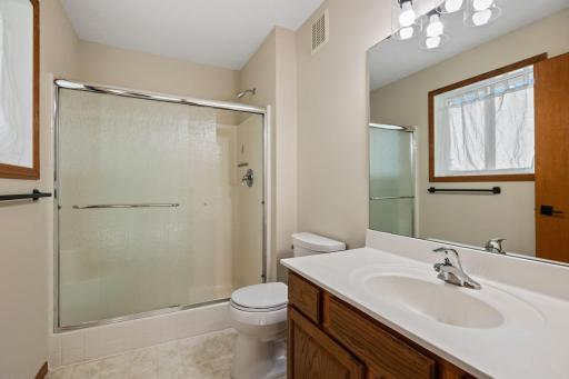 18655 Kalmar Trail, Lakeville, MN 55044