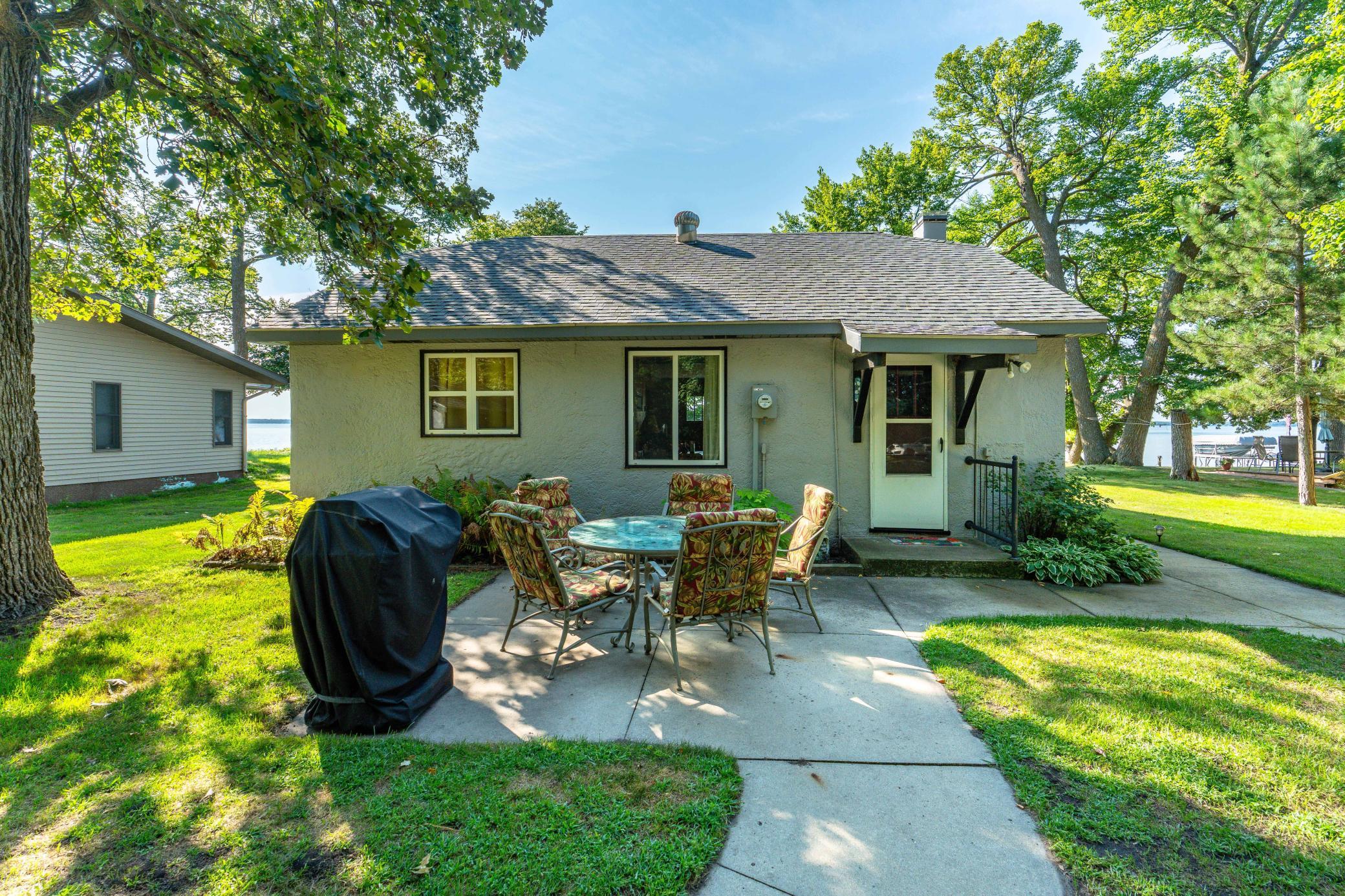 Back view/patio