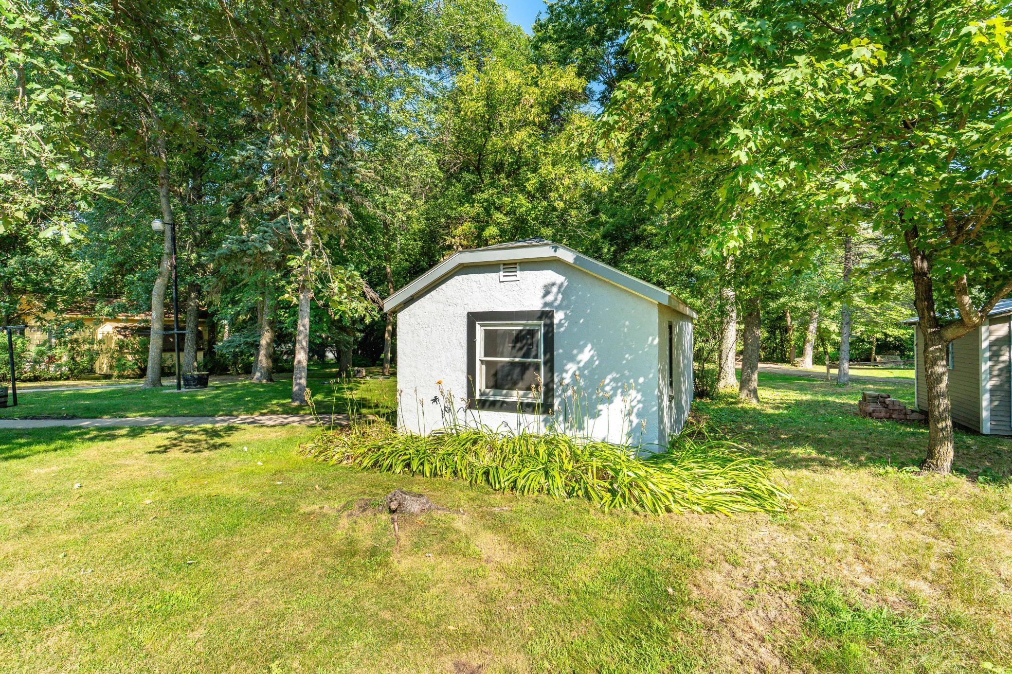 Side view shed/garage