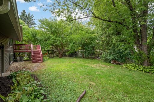 1989 Foxridge Road, Saint Paul, MN 55119