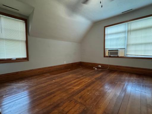 505 S 7th Street, Olivia, MN 56277