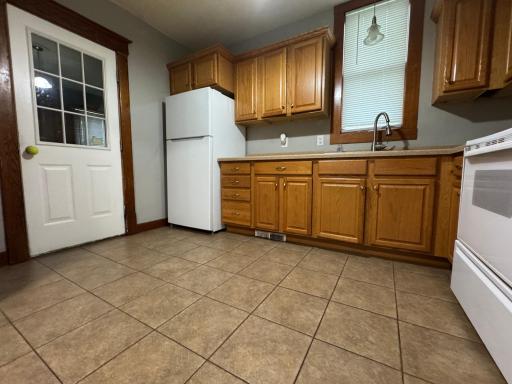 505 S 7th Street, Olivia, MN 56277