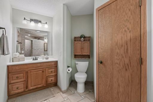 695 Emerald Ridge, Roseville, MN 55113