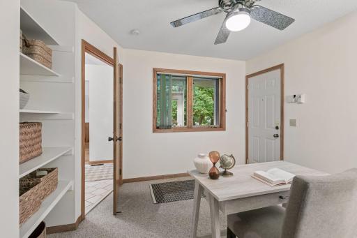 695 Emerald Ridge, Roseville, MN 55113