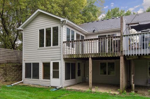 695 Emerald Ridge, Roseville, MN 55113