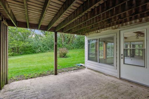 695 Emerald Ridge, Roseville, MN 55113