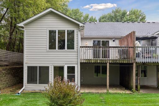 695 Emerald Ridge, Roseville, MN 55113