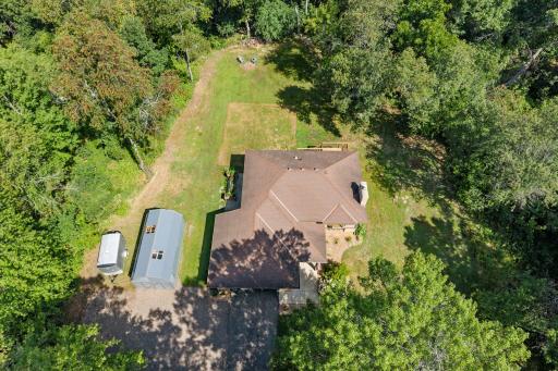 1 acre private lot!