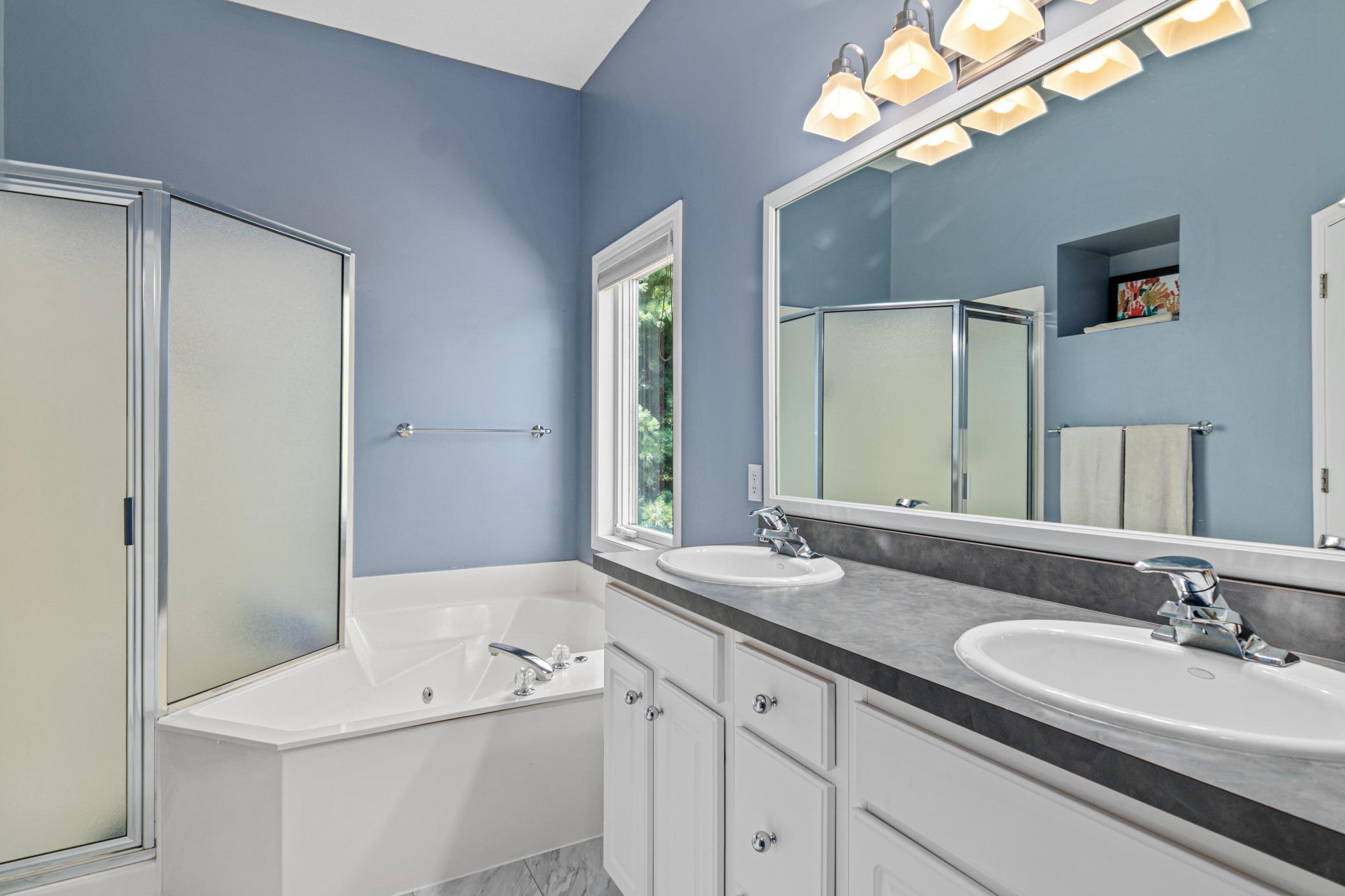 23 Ashbury Ct Photo (18).jpg