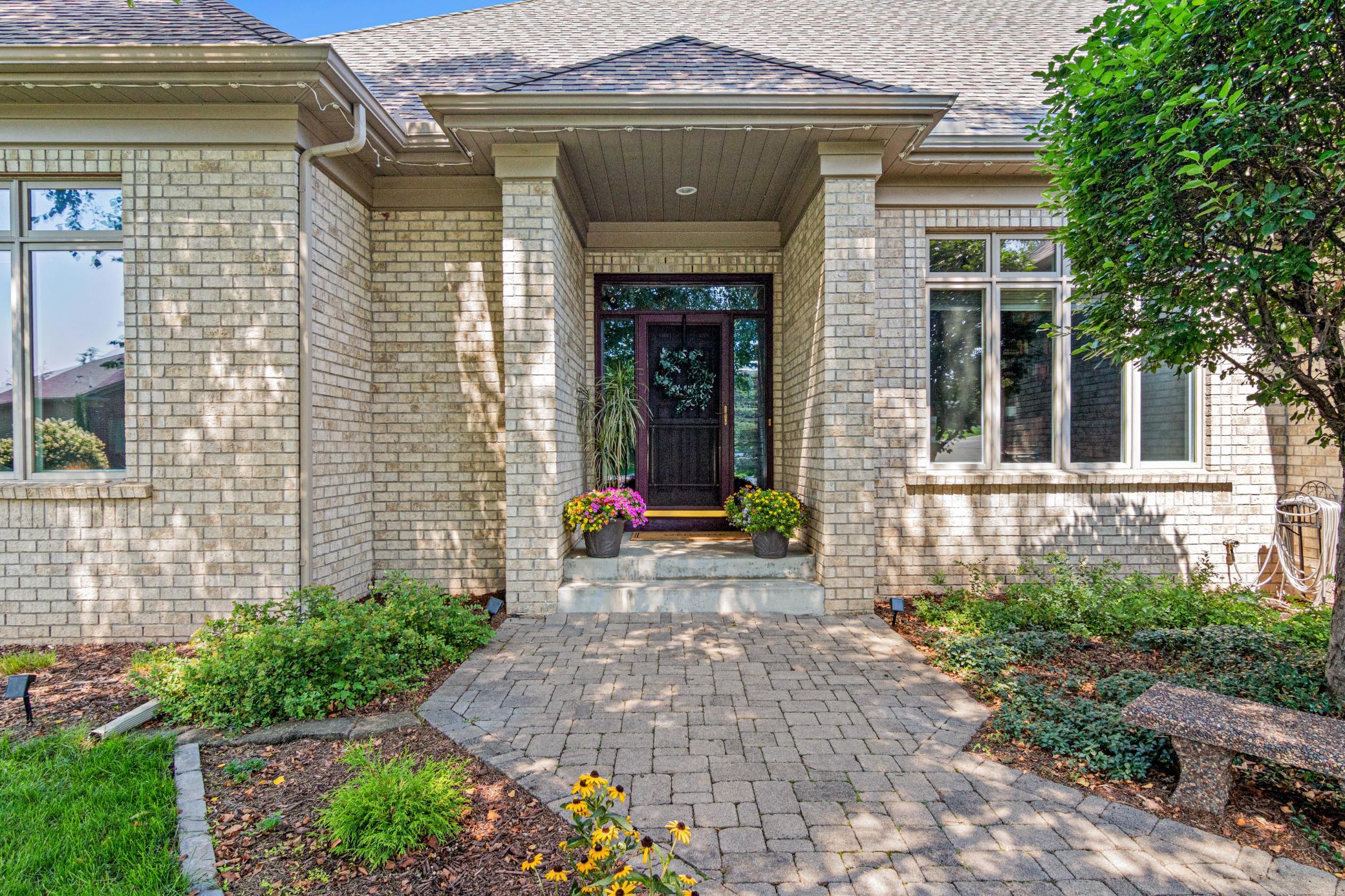 23 Ashbury Ct Photo (03).jpg