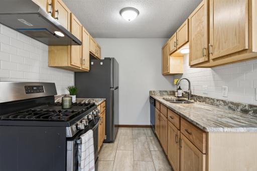 3215 Valley Ridge Drive, 56, Eagan, MN 55121