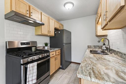 3215 Valley Ridge Drive, 56, Eagan, MN 55121