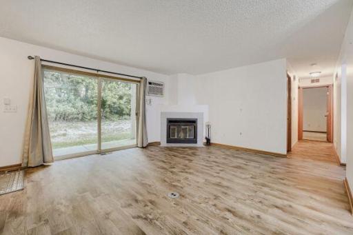 Living Room 2.jpg