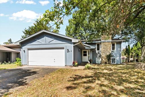 Photo for 677 California Avenue E, Saint Paul, MN 55106 - listing #7127756 677 California Avenue E, Saint Paul, MN 55106