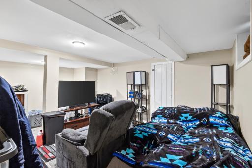 22_4723_Fremont22_mls.jpg