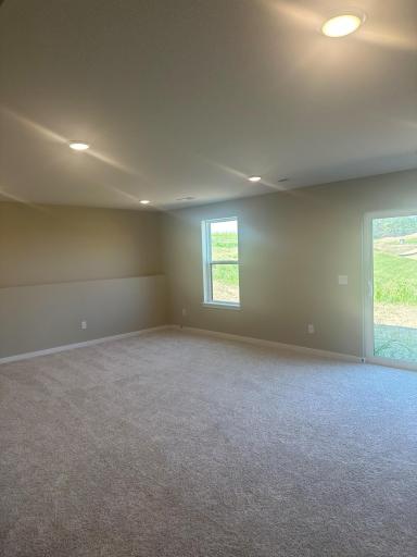 8805 63rd Street S, Cottage Grove, MN 55016