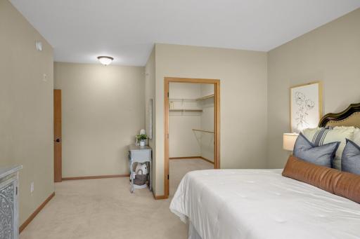 7100 Metro Boulevard, 417, Edina, MN 55439