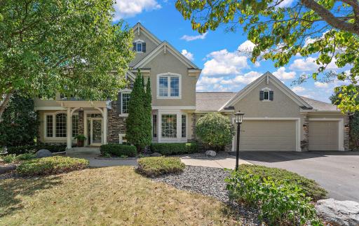 3749 Fairway Drive, Woodbury, MN 55125