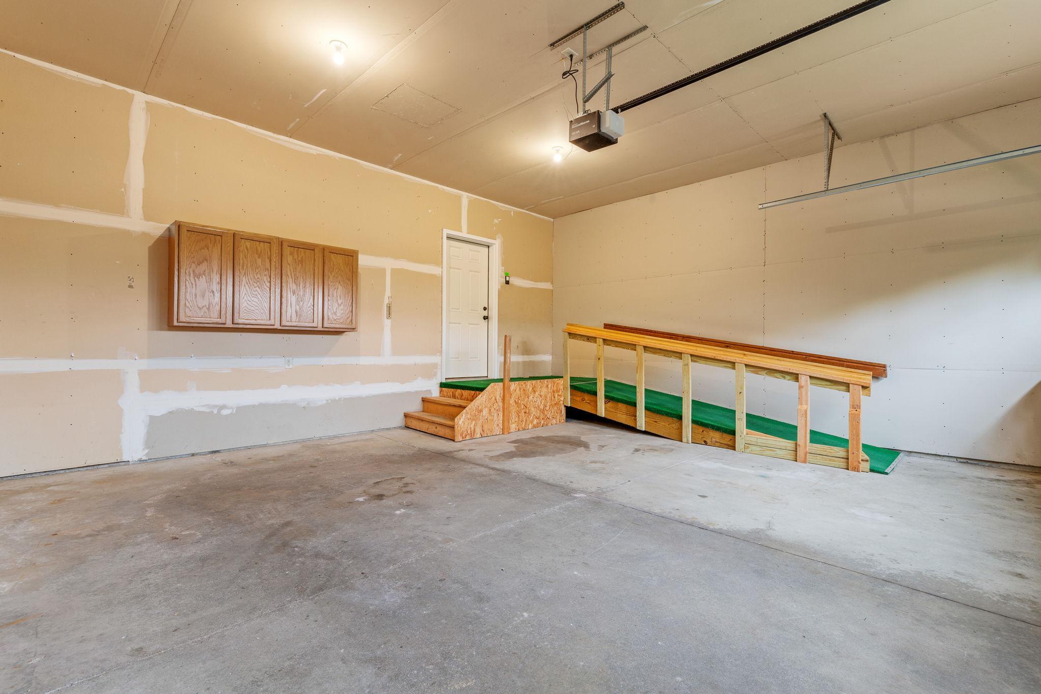 31-web-or-mls-5845 Oakgreen Court North Stillwater-1.jpg