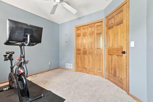 4235 Wedgewood Lane N, Plymouth, MN 55442