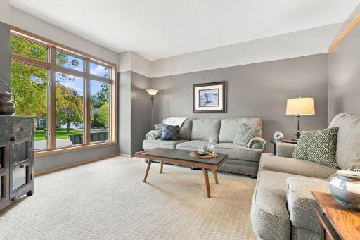 4235 Wedgewood Lane N, Plymouth, MN 55442