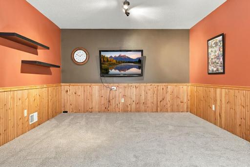 4235 Wedgewood Lane N, Plymouth, MN 55442