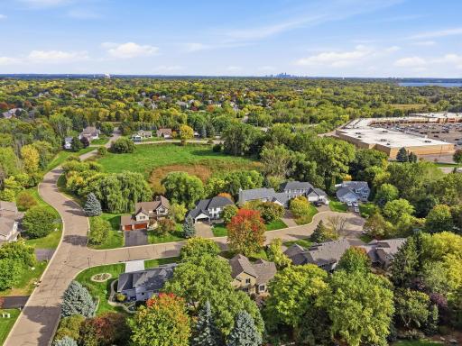 4235 Wedgewood Lane N, Plymouth, MN 55442