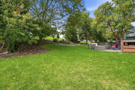 4235 Wedgewood Lane N, Plymouth, MN 55442