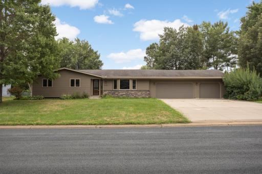 Photo for 3609 Canterbury Drive, Bloomington, MN 55431 - listing #7127854 Welcome home! This well-cared-for Bloomington rambler has been lovingly maintained by the same owner for 43 years and features an impressive 3-stall garage.