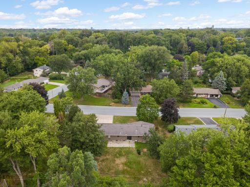 3609 Canterbury Drive, Bloomington, MN 55431